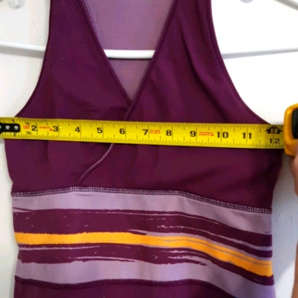 Lululemon criss cross tank - Picture 7 of 16